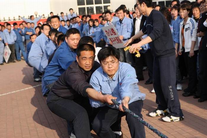 景津集團(tuán)拔河比賽3